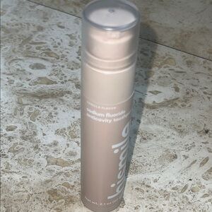 Hismile Vanilla Flavor Anticavity Toothpaste